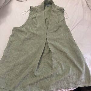 Sleeveless Light Green Open-Front Linen Tunic